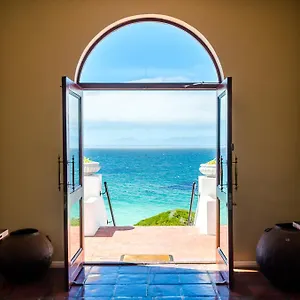 https://whale-view-manor-guesthouse.hotels-capetown.com